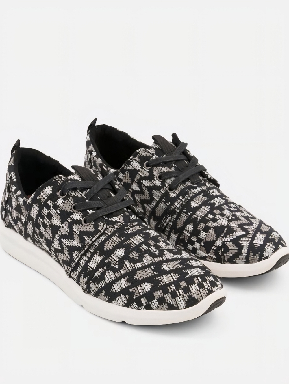 Ladies Toms Del Rey Sneakers Shoes. Black/white Tribal Print. size 8 New